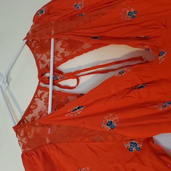 Free People Mockingbird Coral Red Floral Backless Mini Dress Size 4 Plunging V - Picture 3 of 12